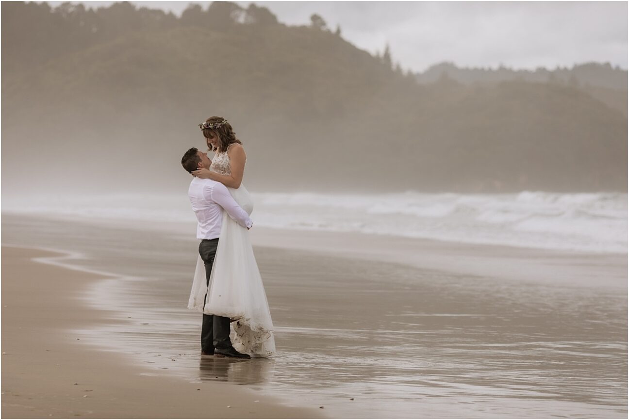 Romantic moment at the beach