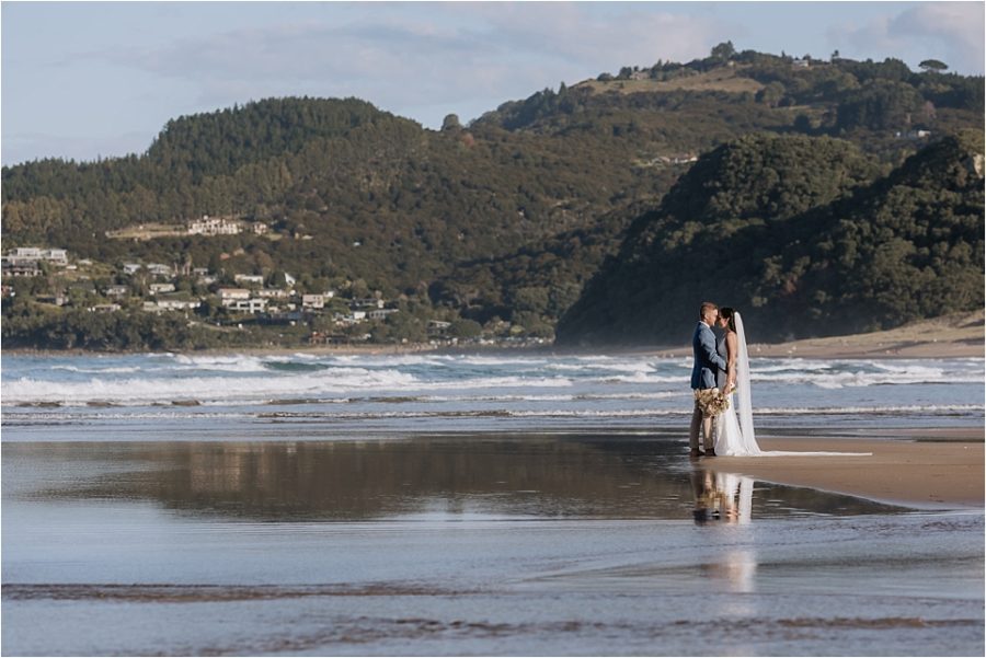 Hot water beach wedding photos