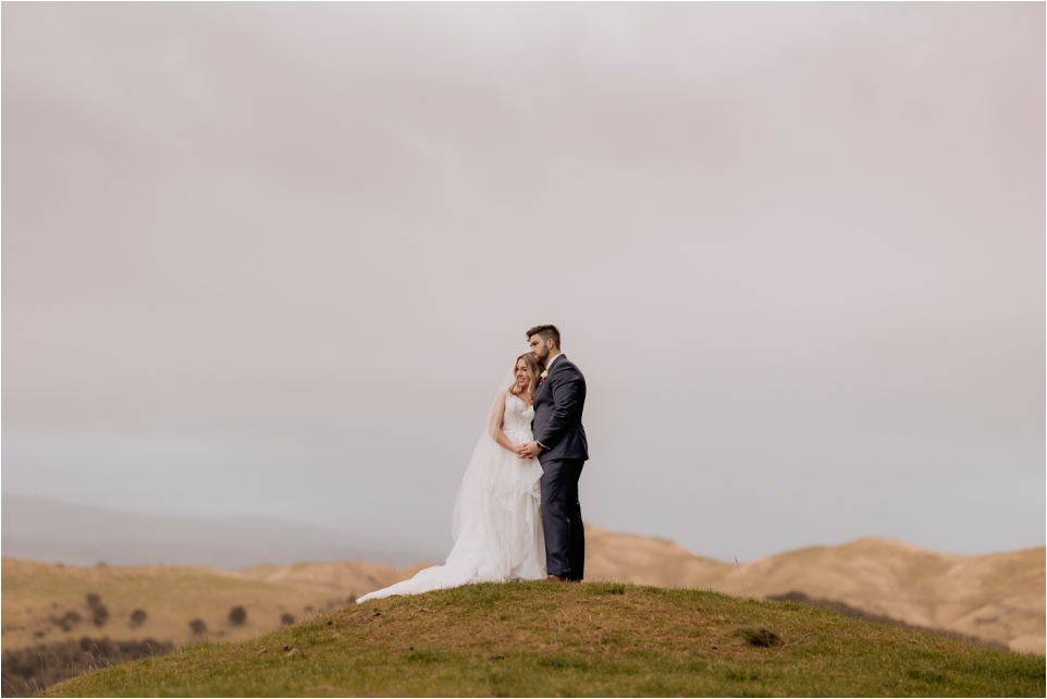 Wedding photos at Makoura Lodge up in the hills