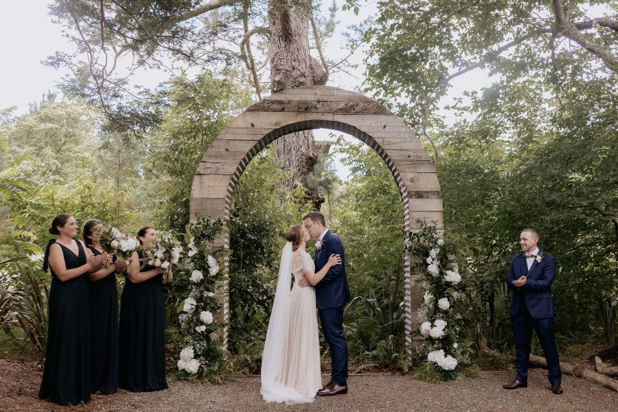 First kiss at Old Forest School wedding