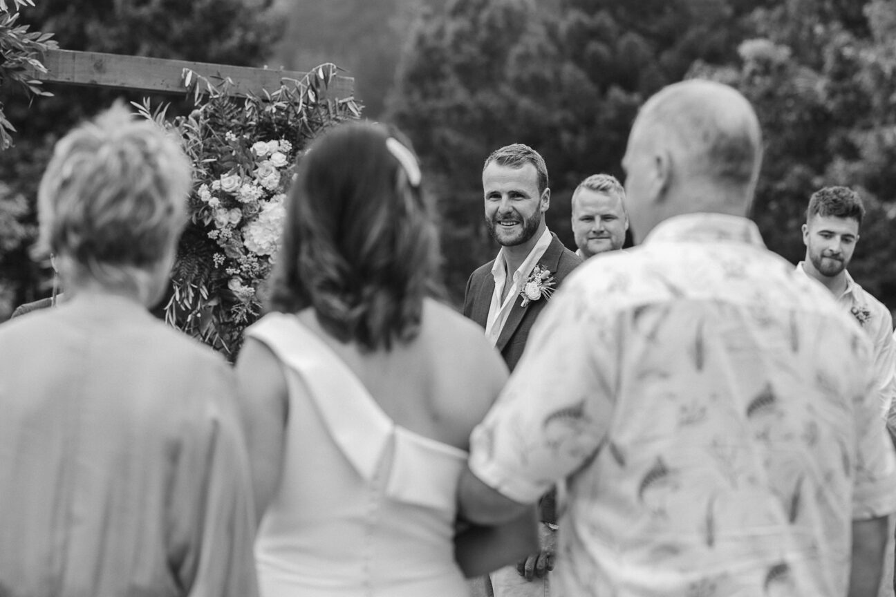 Grooms reaction sees Bride first time