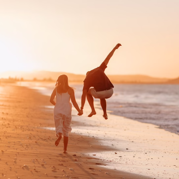 engagement photography on the beach of Papamoa by Pure Images