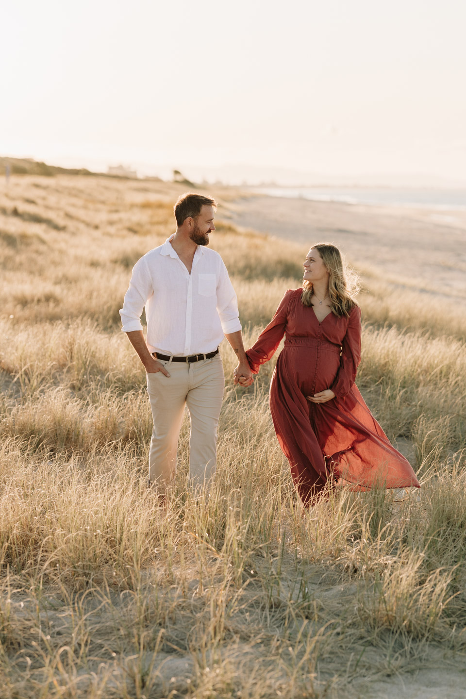 Maternity shoot golden sun in the dunes papamoa beach